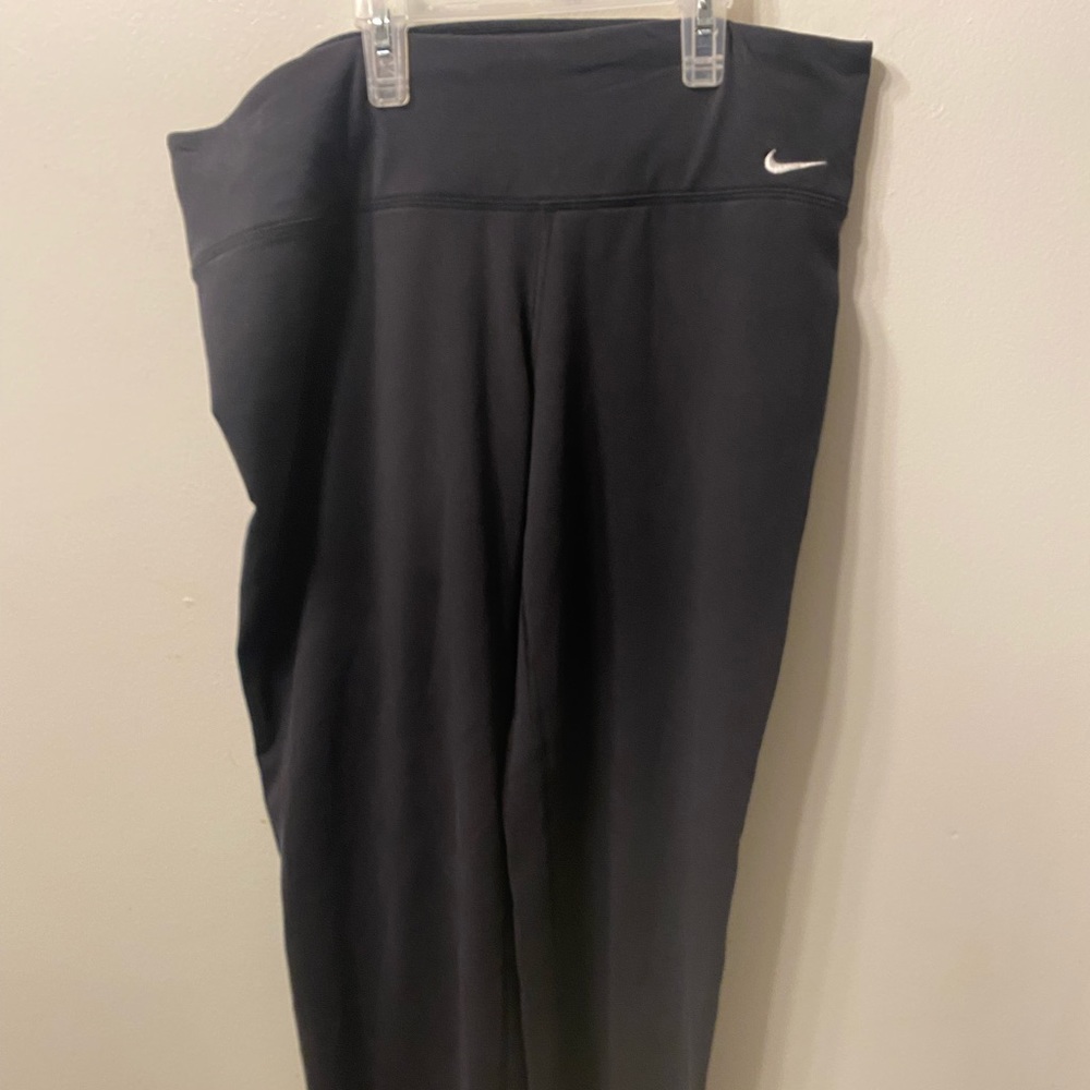 Women’s Nike yoga pants boot cut  size large